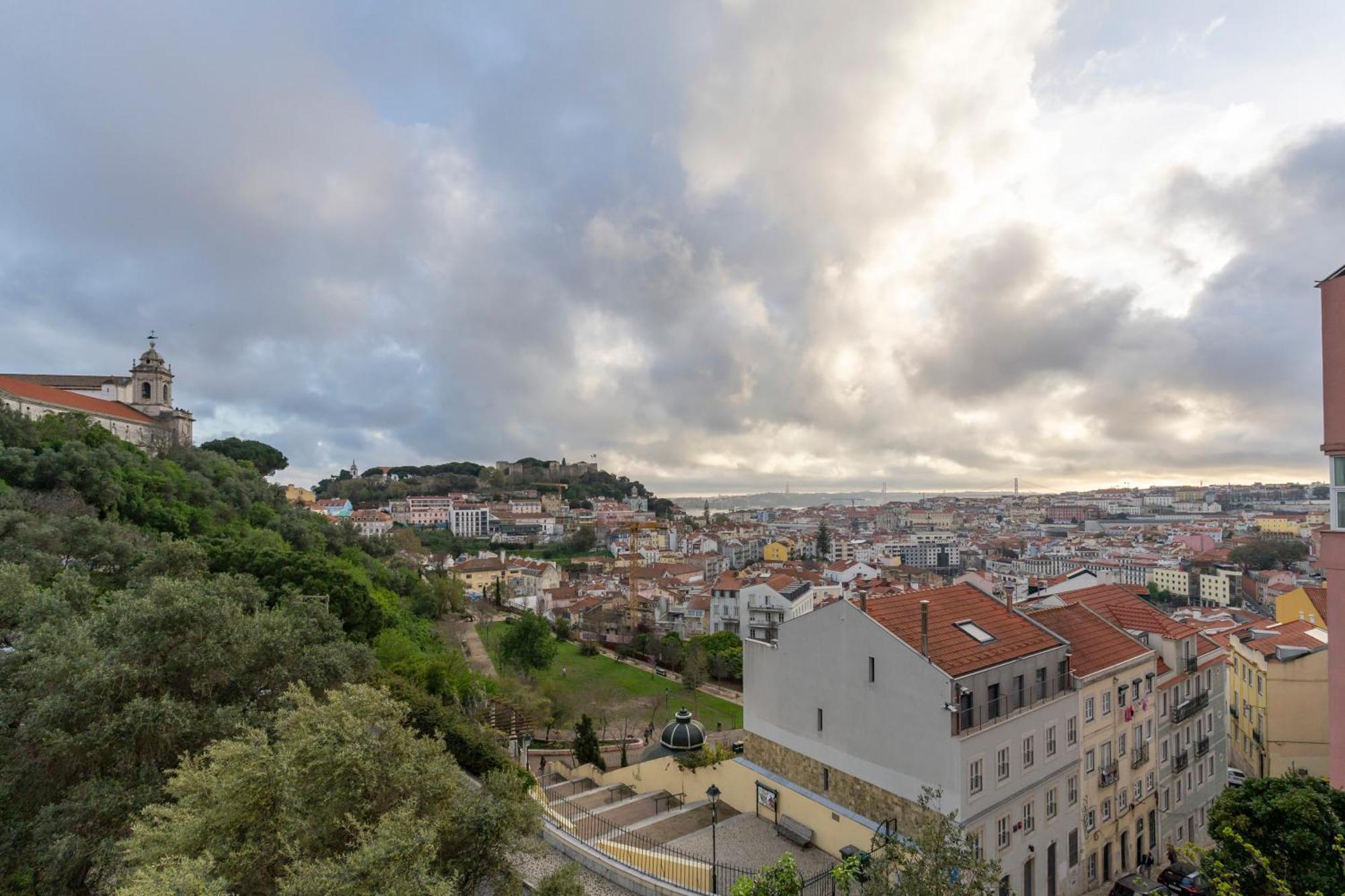 Magnificent Flat With Spectacular Views In Graca Διαμέρισμα Lisboa Εξωτερικό φωτογραφία
